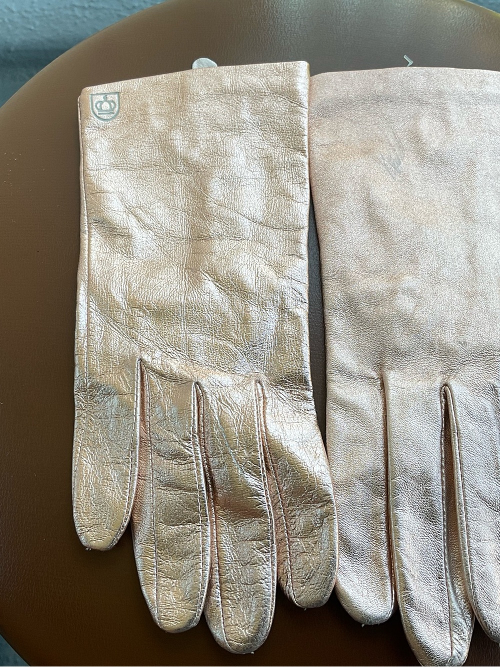 Neiman Marcus Rose Gold Metallic Leather Gloves size 7.5 NWT